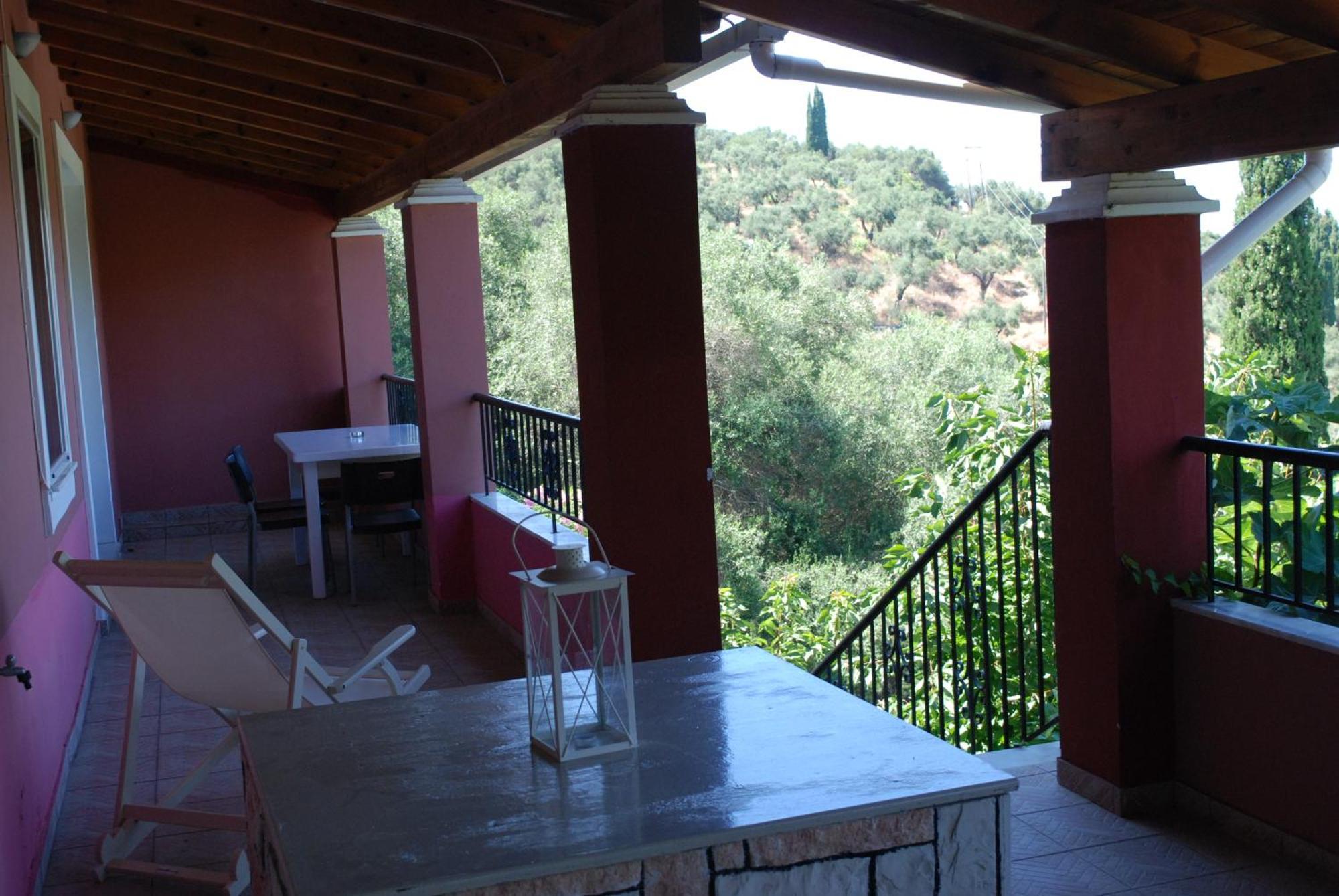 Odyssey Villas Kassiopi Bilik gambar